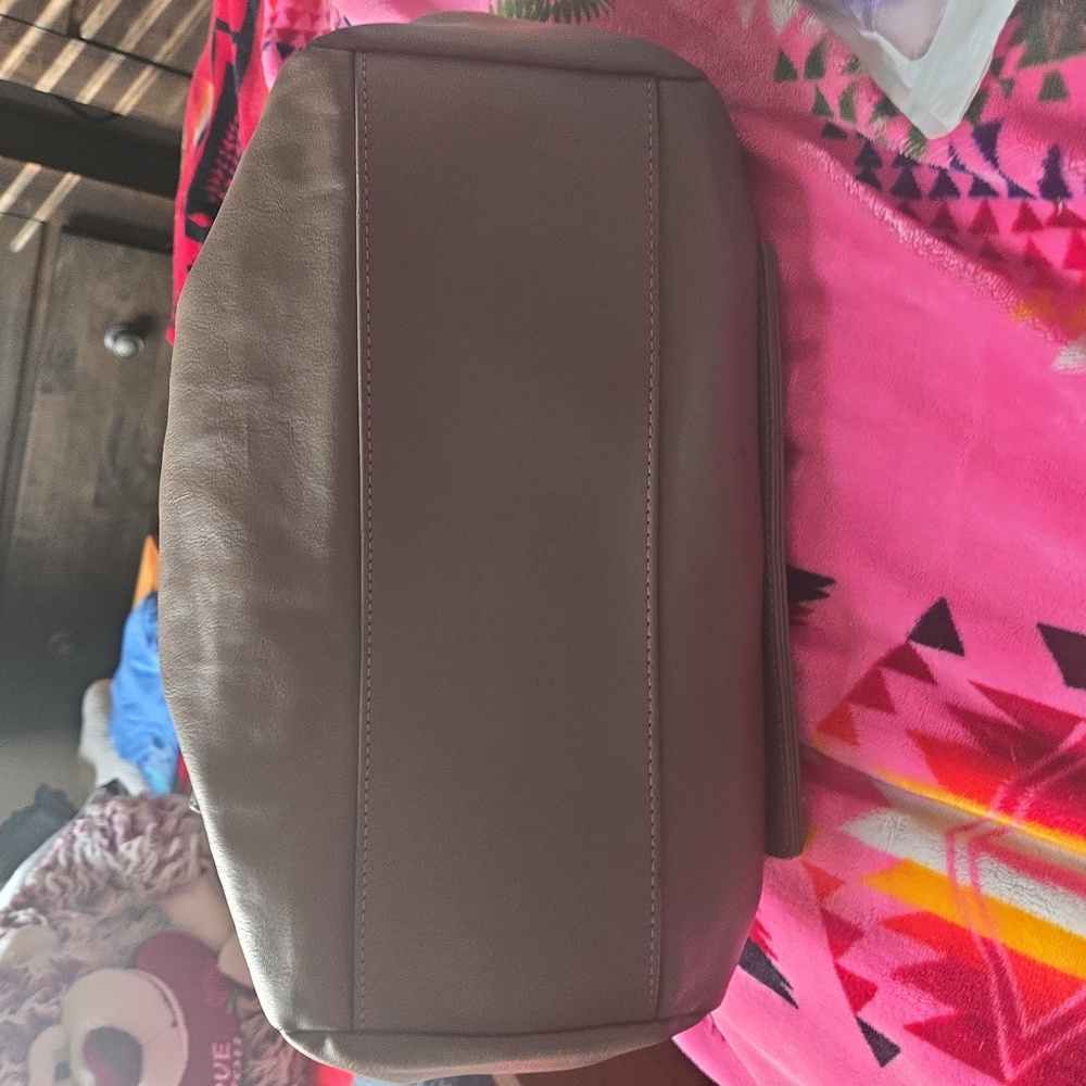 Chloe Gray Leather Tote Bag - Picture 9 of 11